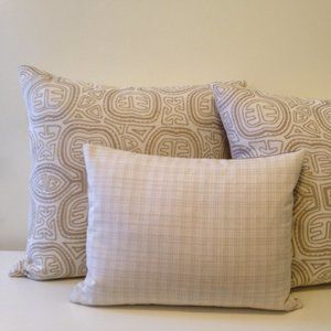 Cuadrado, Brown & Off-White Indoor/Outdoor Decorative Pillow Cover, 14"x18"